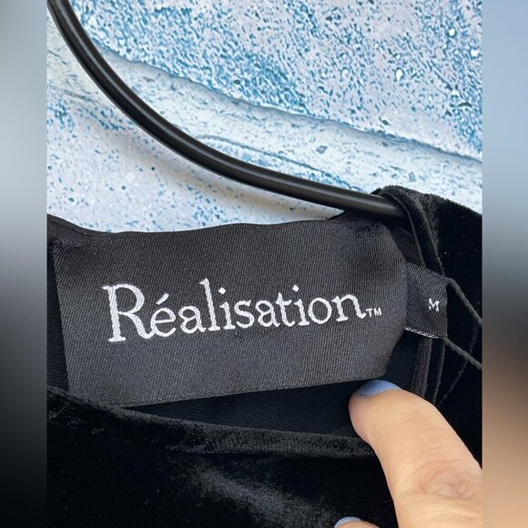 realisation par the mary jane crushed velvet dress size medium NWT - Picture 11 of 14